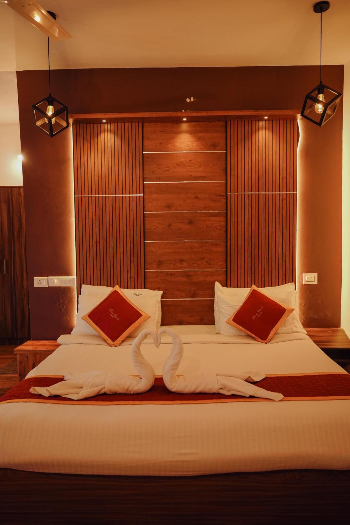Haze Woods Resort Vaduvanchal Bagian luar foto