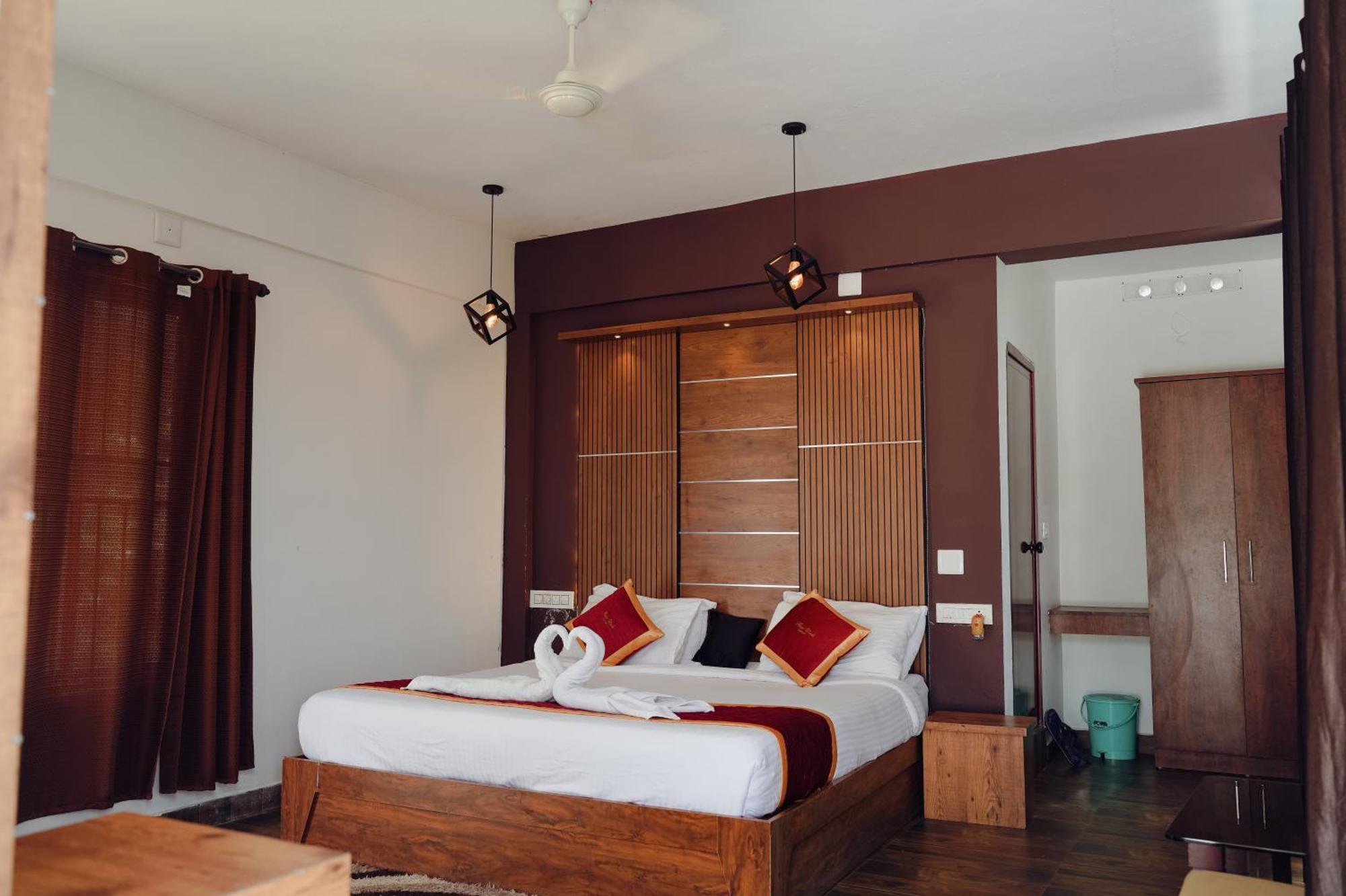 Haze Woods Resort Vaduvanchal Bagian luar foto
